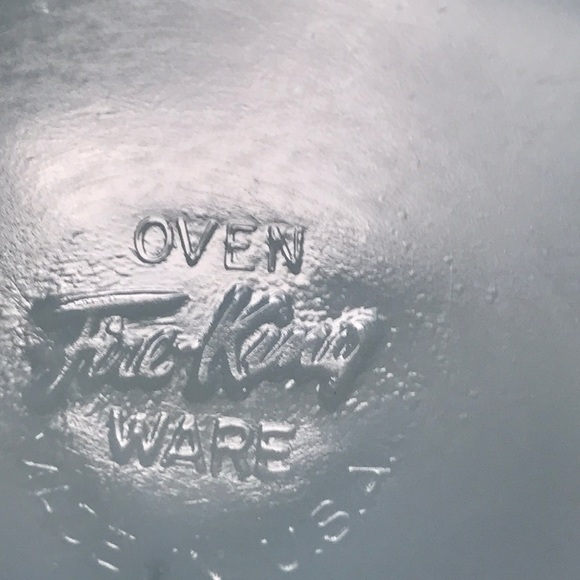 Vintage Fire King Delphite blue mixing bowl - Picture 6 of 9